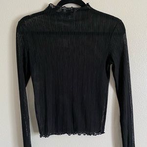 Long sleeve mesh shirt